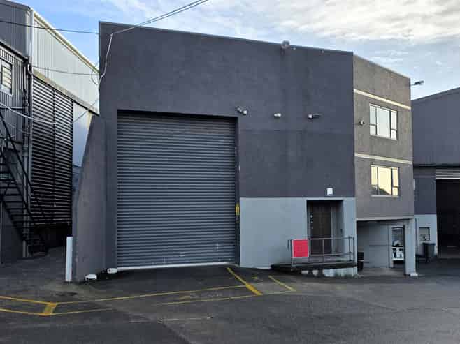 CBRE | Great Value Rosebank Warehouse