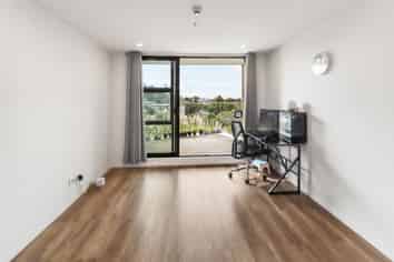 307/553c Glenfield Road, Glenfield