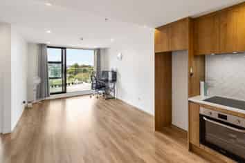 307/553c Glenfield Road, Glenfield