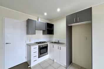 21/15 Bishop Lenihan Place, East Tamaki