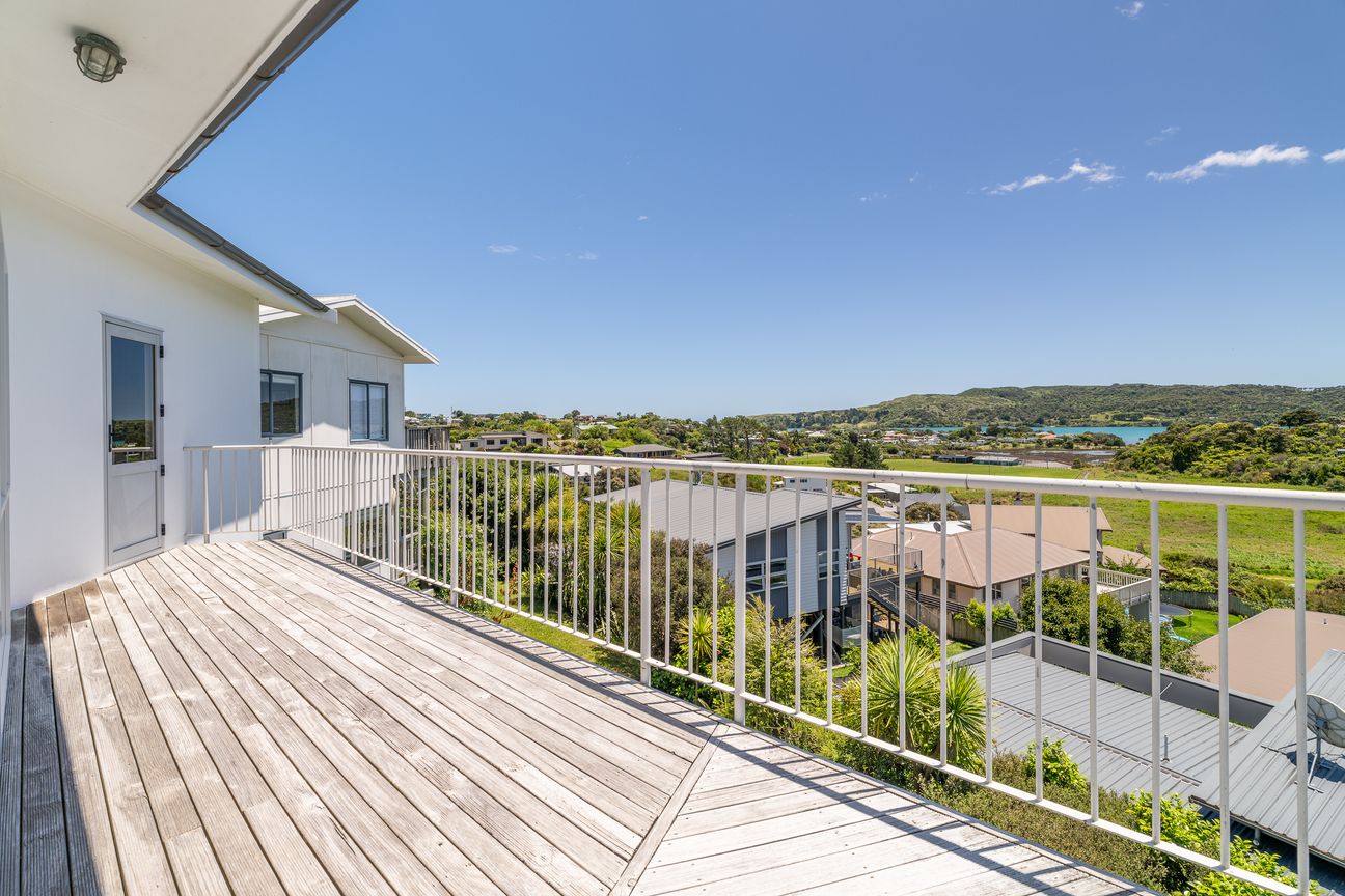 Dual Purpose Gem, Holiday Escape or Income Stream - Meer