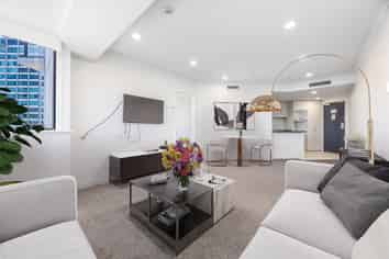 9-17 Byron Avenue, Takapuna