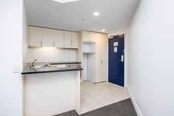 9-17 Byron Avenue, Takapuna