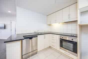 9-17 Byron Avenue, Takapuna