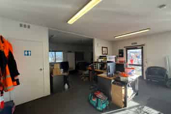 Prominent Industrial Unit - Kaiapoi