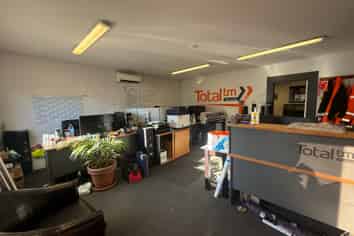 Prominent Industrial Unit - Kaiapoi
