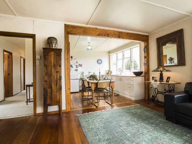 30 Piwari Street, Rangataua