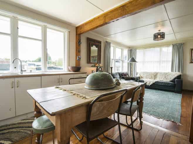 30 Piwari Street, Rangataua