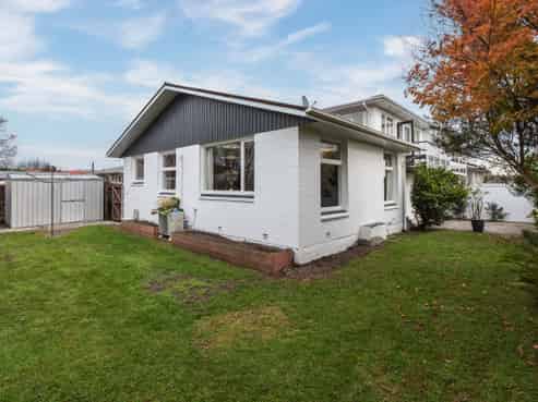 320B Avonhead Road, Avonhead