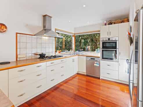 13 Horopito Road, Waikanae
