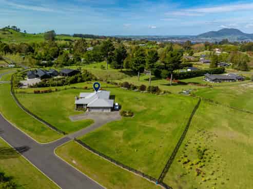 7 Lochinvar Lane, Acacia Bay