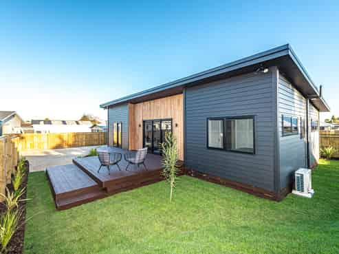 99 Devon Road, Springvale