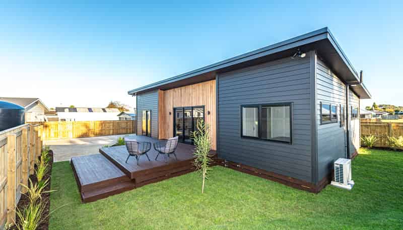 99 Devon Road, Springvale