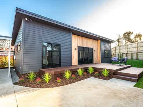 99 Devon Road, Springvale