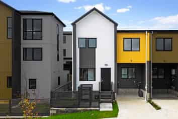 24/293 Flat Bush School Road, Flat Bush