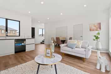 24/293 Flat Bush School Road, Flat Bush