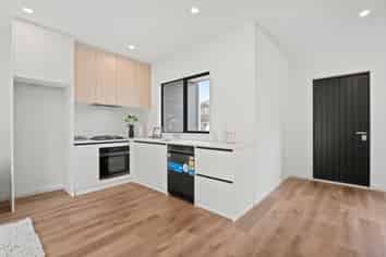 24/293 Flat Bush School Road, Flat Bush