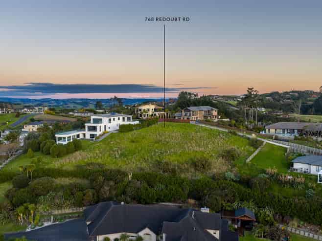  768 Redoubt Road, Flat Bush