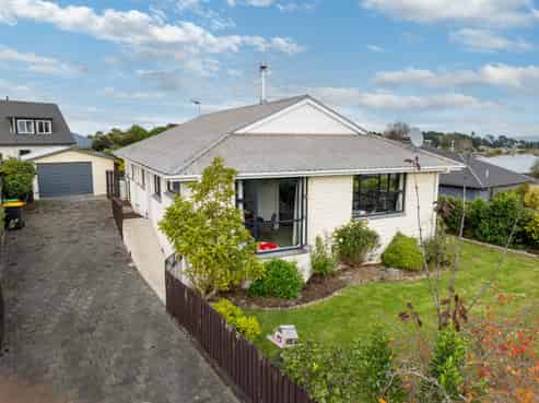 313 Brighton Road, Waldronville