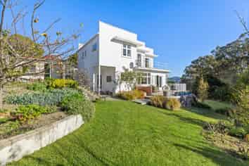 15 Purau Avenue, Diamond Harbour
