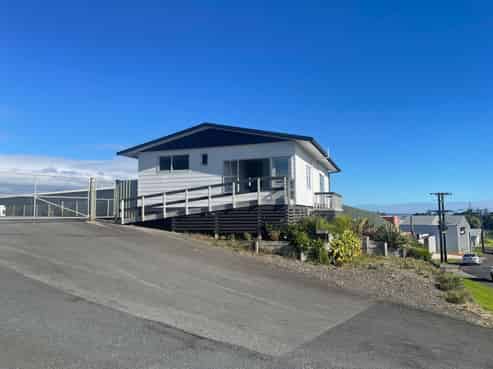 Port Office with optional warehouse/yard