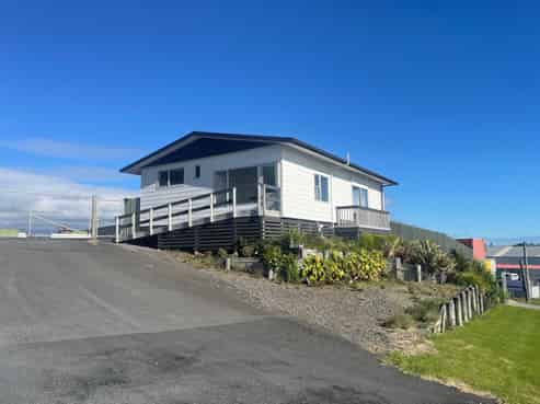 Port Office with optional warehouse/yard