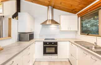 56 Matai Road, Raumati South