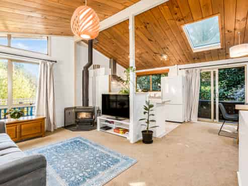 56 Matai Road, Raumati South