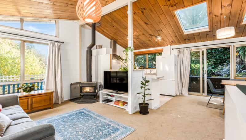 56 Matai Road, Raumati South