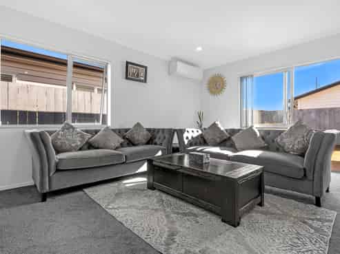 14 Whareatua Avenue, Takanini