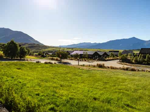 29 McAdam Drive, Jacks Point