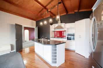 49 Ferry Road, West Plains