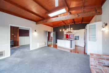 49 Ferry Road, West Plains