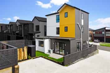 23/293 Flat Bush School Road, Flat Bush