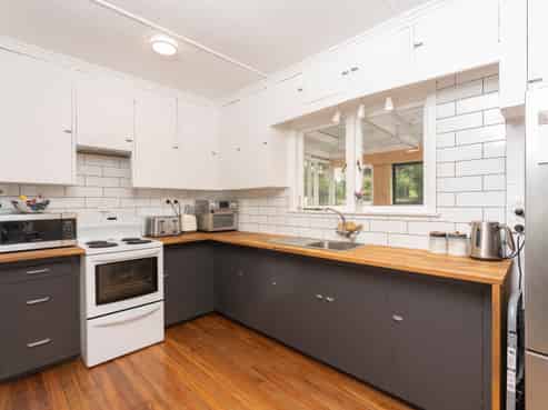 16 Meldrum Street, Kamo