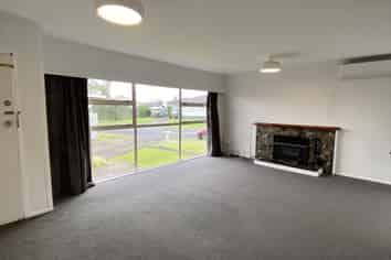 119 Edgewater Drive, Pakuranga