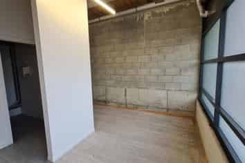Ground Floor Gem – Office or Retail Ready