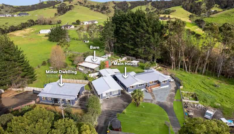 318 Inland Road, Helensville