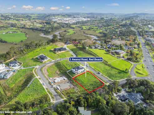 1 Awanui Road, Red Beach