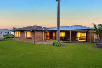 70 Lothian Brae, Wattle Downs
