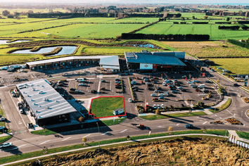 High Profile Ravenswood Commercial Precinct