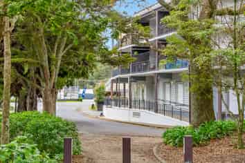 2D/4 Kell Drive, Albany