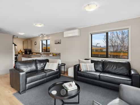 32 Hood Crescent, Arrowtown