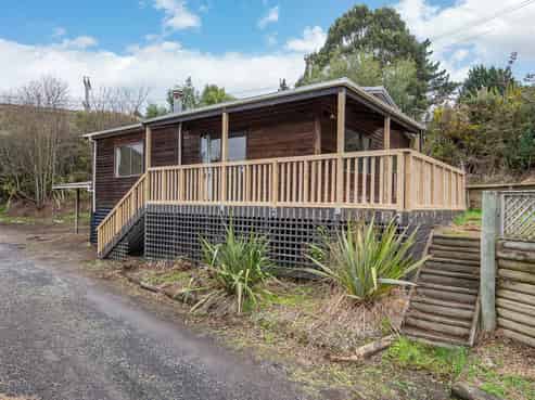 3 Roy Crescent, Concord