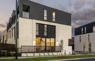 1/239 Flat Bush School Road, Flat Bush