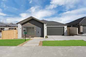 31 Korowhiti Road, Clarks Beach
