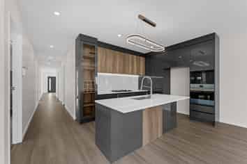 31 Korowhiti Road, Clarks Beach