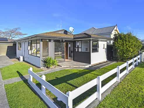 3/104 Lovedale Road, Saint Leonards