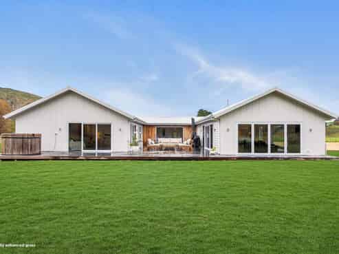 2506 Kahuranaki Road, Elsthorpe
