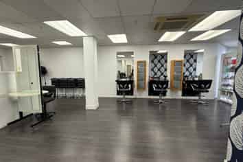 Established Hair Salon Prime Richmond Position